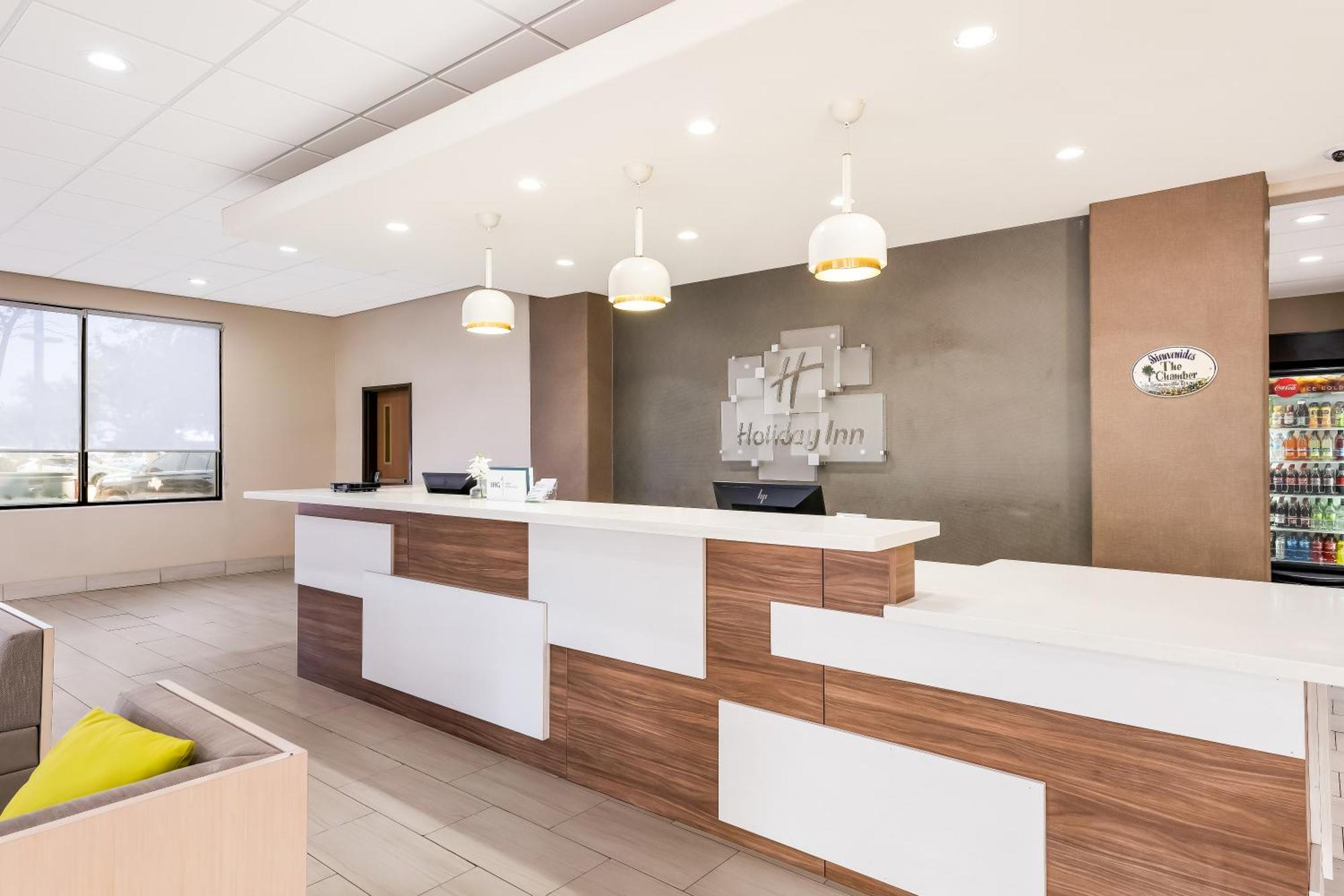 Holiday Inn - Brownsville By Ihg Екстериор снимка