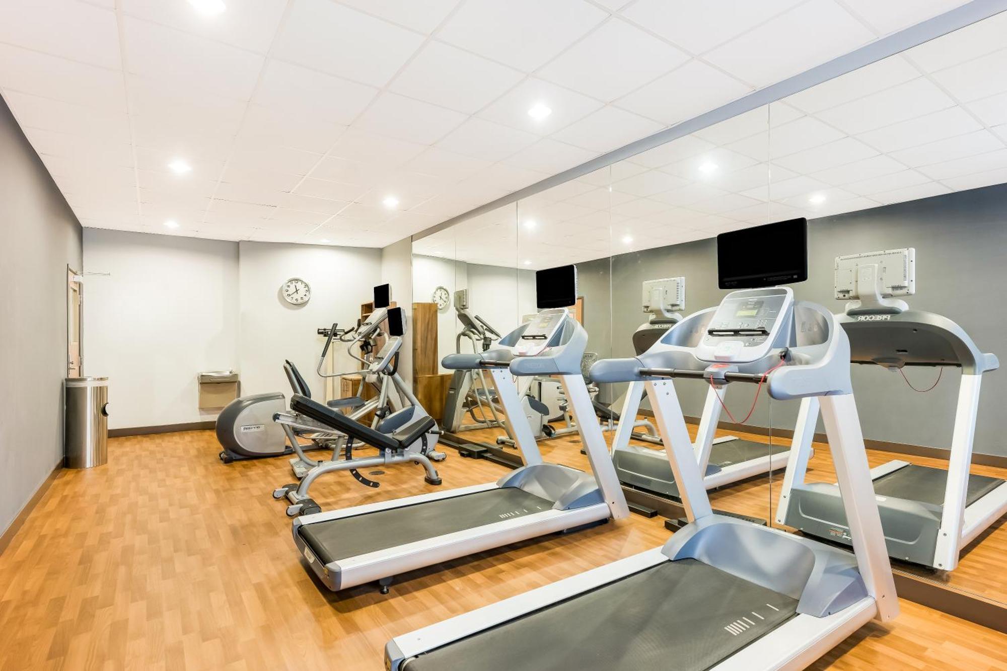 Holiday Inn - Brownsville By Ihg Екстериор снимка