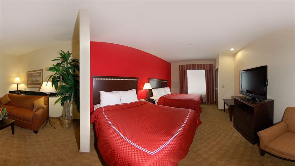 Holiday Inn - Brownsville By Ihg Екстериор снимка