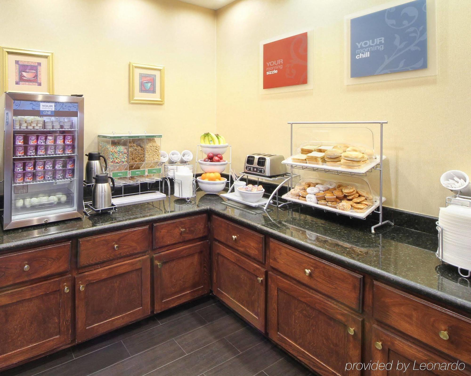 Holiday Inn - Brownsville By Ihg Екстериор снимка