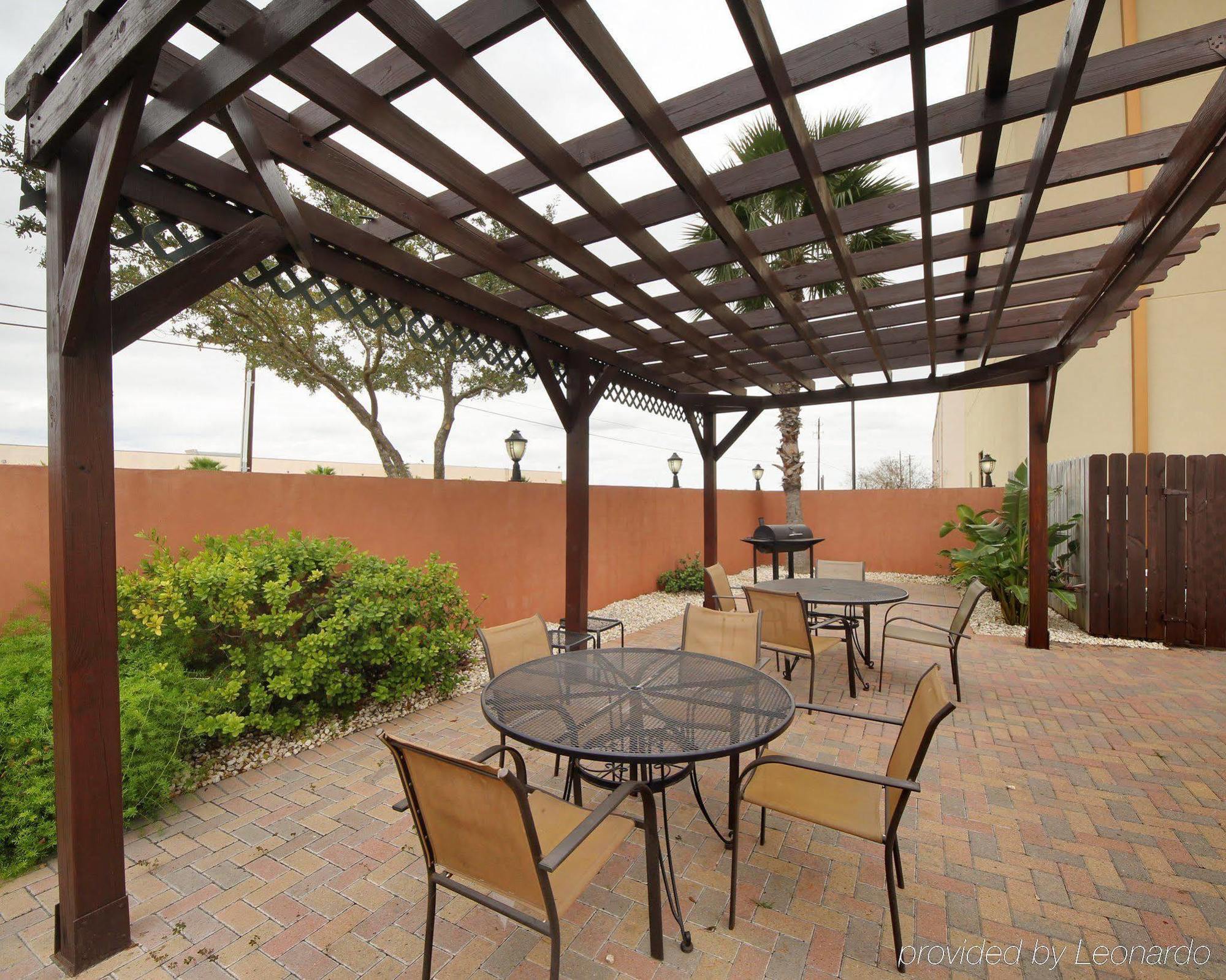Holiday Inn - Brownsville By Ihg Екстериор снимка